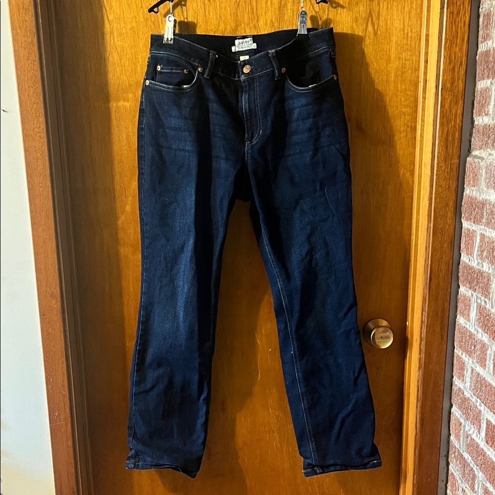 L.L. Bean Woman’s  Dark Indigo Straight Lined Jeans 12